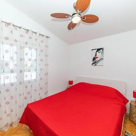 Mandarina Ferienhaus Kaštela