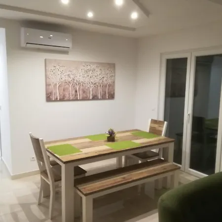 Mandarina Ferienhaus Kaštela