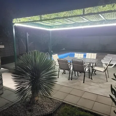 Mandarina * Kaštela